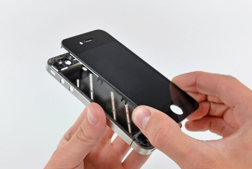 disassemble-the-iphone