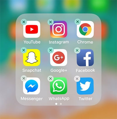 delete apps on iPhone