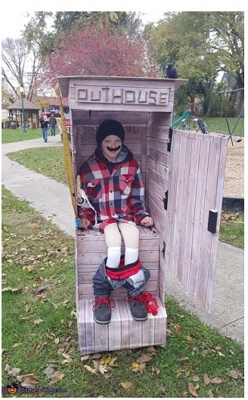 halloween outhouse costume