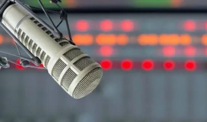 Best & Free Radio Announcer Voice Generators with Text to Speech