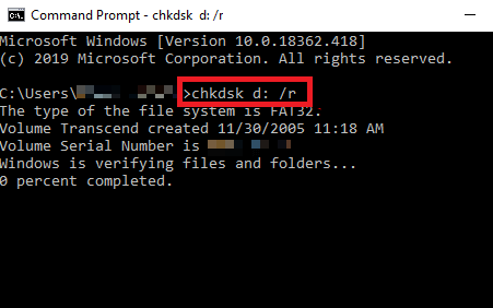 utiliser la commande chkdsk [drive letter]: /r pour récupérer les fichers supprimés de la Clé USB