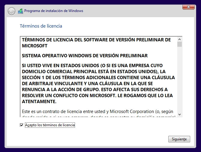 Acepta el contrato de licencia de Windows 10