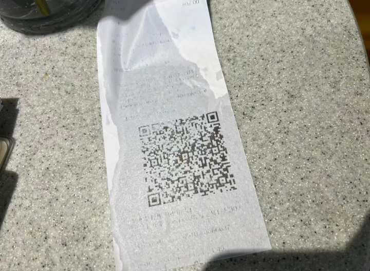 dampen back of qr code