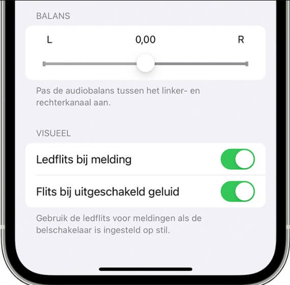 Controleer de stereobalans van AirPods