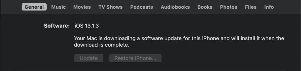 je mac is de software aan het downloaden voor deze iphone