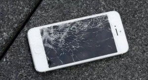 iPhone螢幕損毀